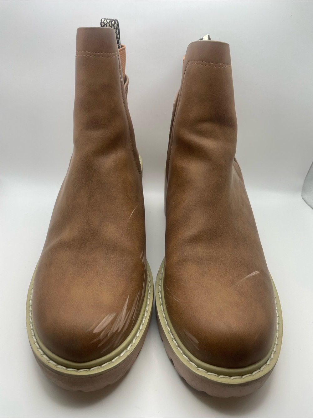 Women Tan Ankle boots size 8.5